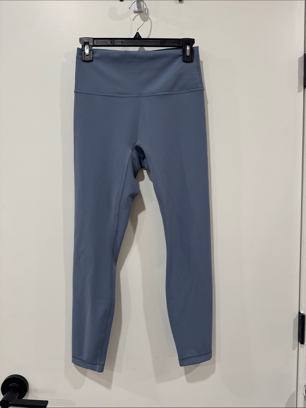 High-Waist Lulemon Leggings in Slate Blue